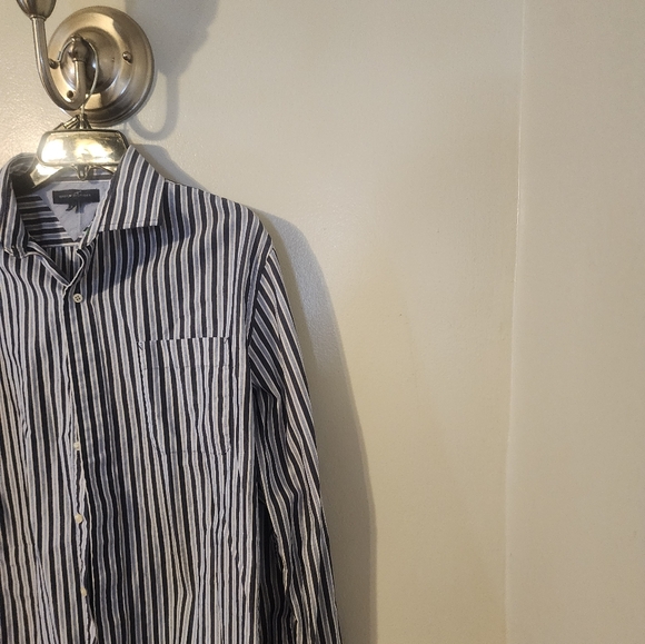 Men's button down - Picture 3 of 9